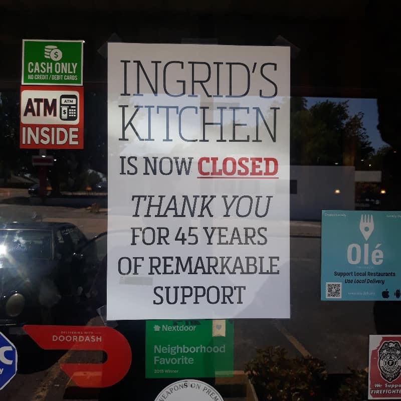 picture of closed sign at Ingrids